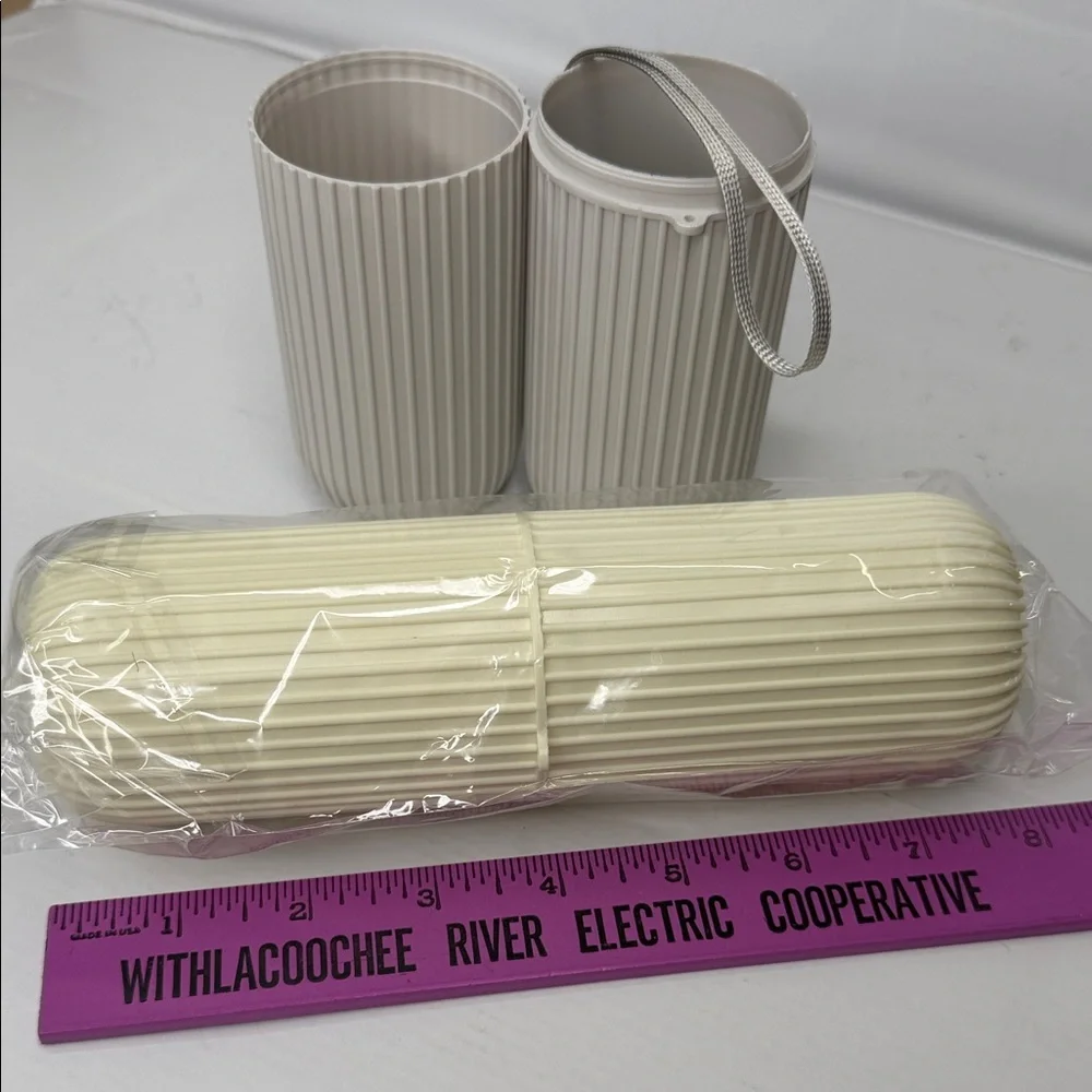 Set of 2 Ribbed Plastic Travel Plastic Storage Containers